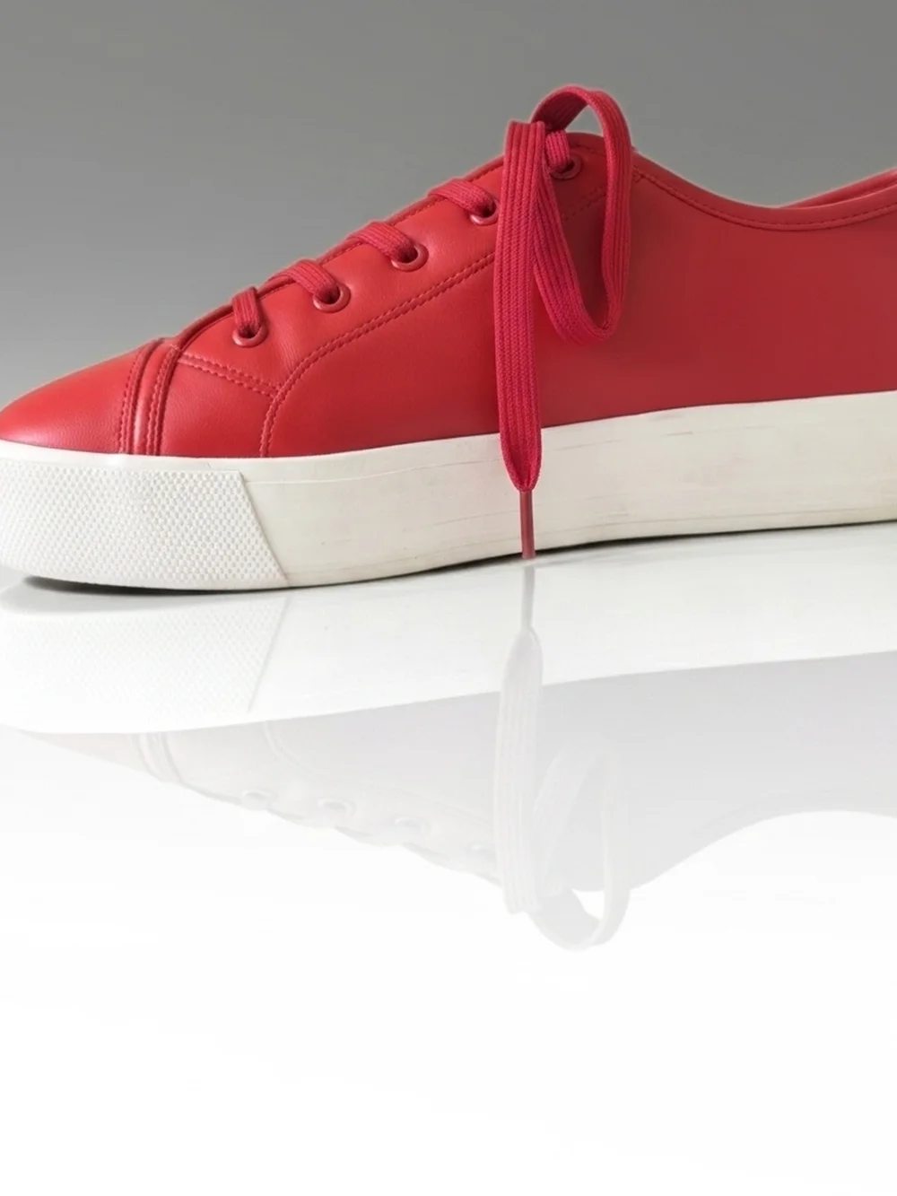 Mudd Red Leather Fur Lined Lace-Up Low-Top Sneaker Size 10 - Picture 2 of 8